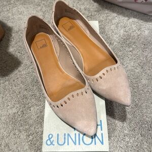 14th & Union flats. Dusty Pink suede (nude) size 9M.